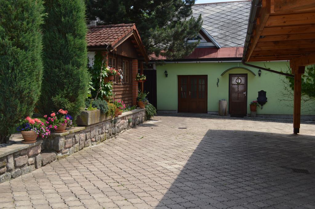 Apartmany Dana Horni Branna エクステリア 写真